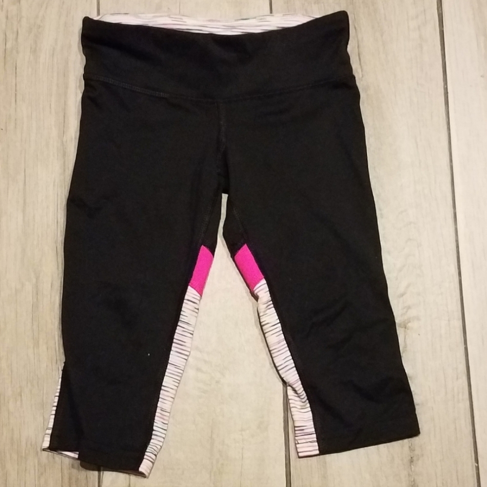 🦔C9 champion girls striped capri Spandex🌻